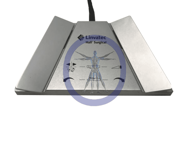 A picture of the front of a light.