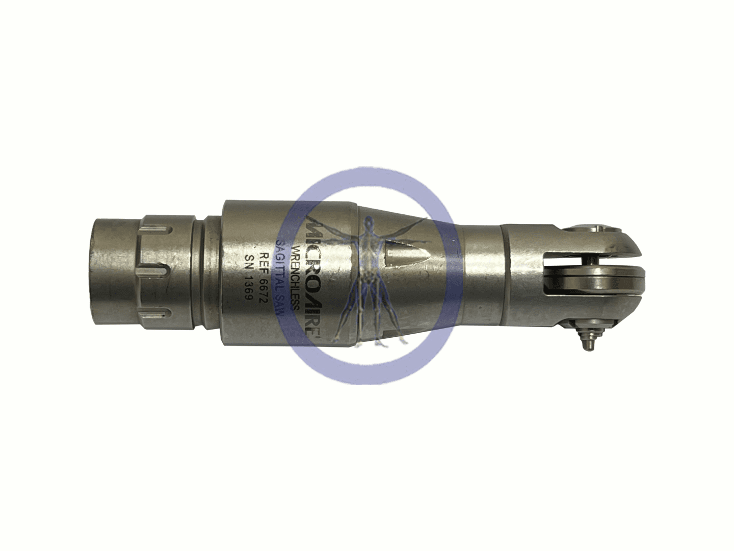 Silver wrenchless sagittal saw attachment.