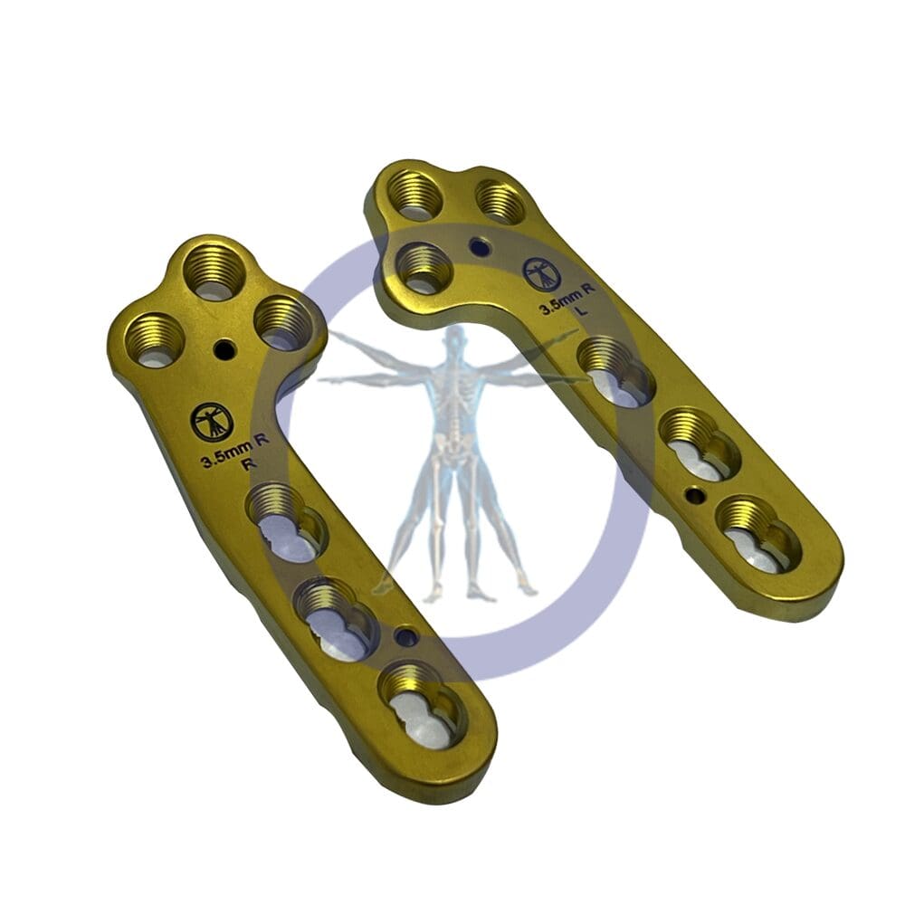 Two 3.5mm orthopedic plates, left and right.