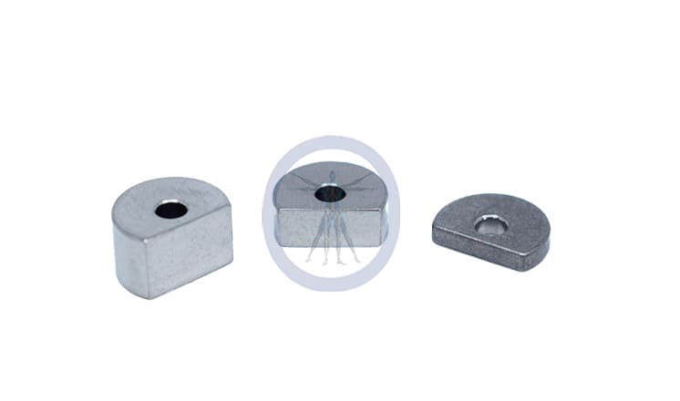 A group of three different shapes and sizes.